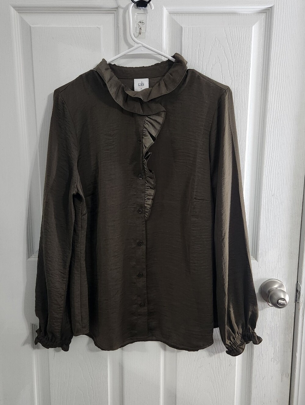 Cabi satin olive green button up ruffled blouse Victorian feminine romantic - Picture 2 of 9
